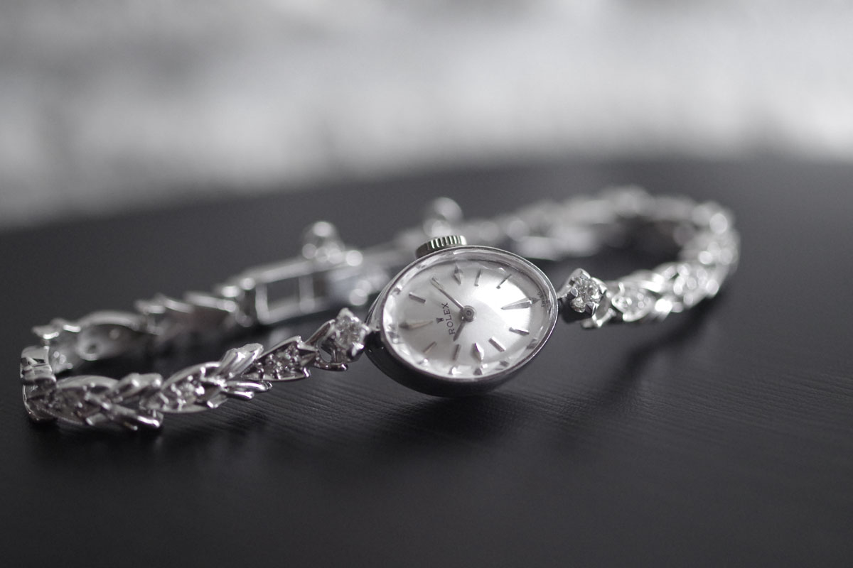 14金ケース&14金ブレス　大粒ダイヤモンド　アンティーク機械式時計