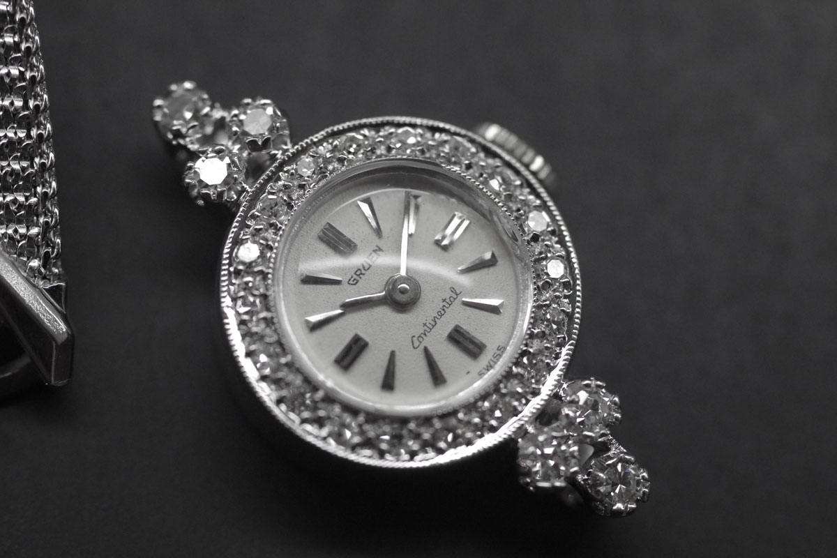 GRUEN　グリュエン　ダイヤ巻　14金ケース　ダイヤモンド　アンティーク機械式時計　